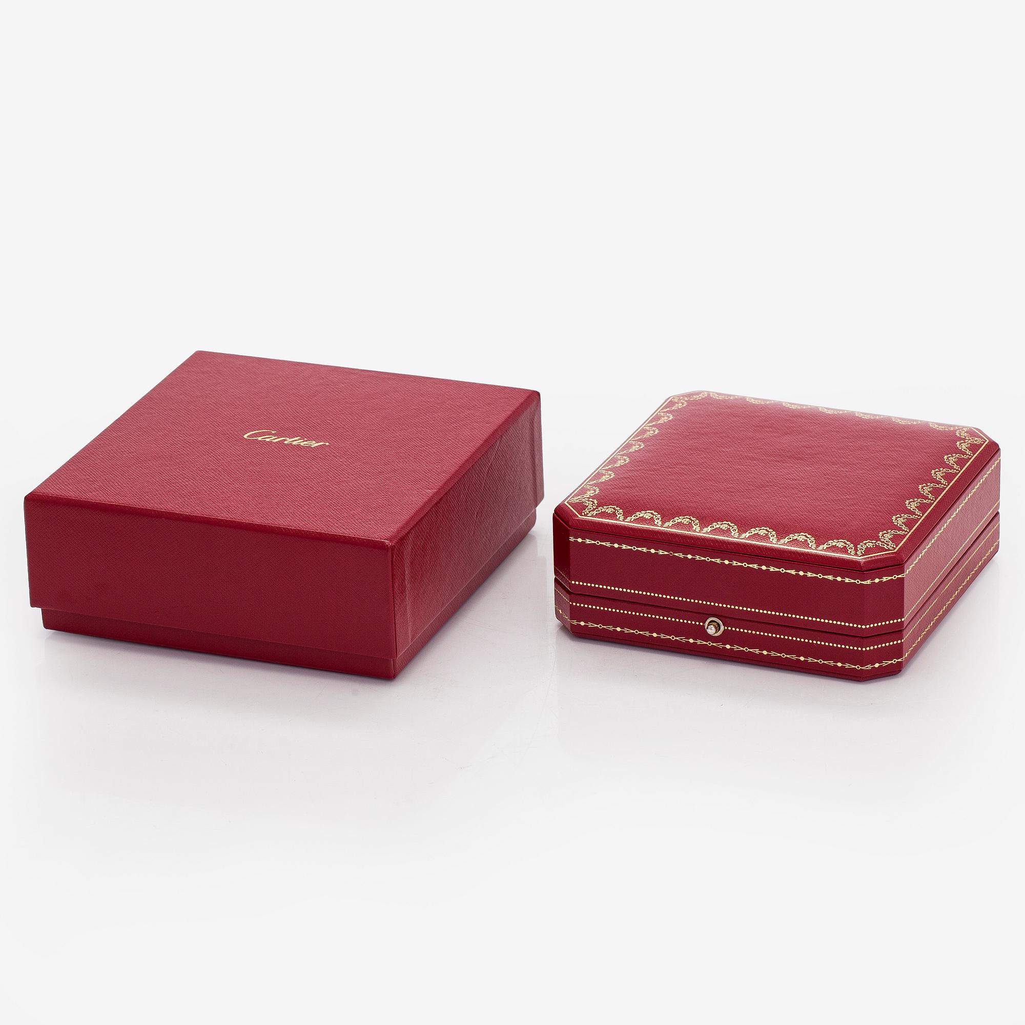 Cartier, an 18K gold 'd'Amour' necklace, with a brilliant-cut diamond.