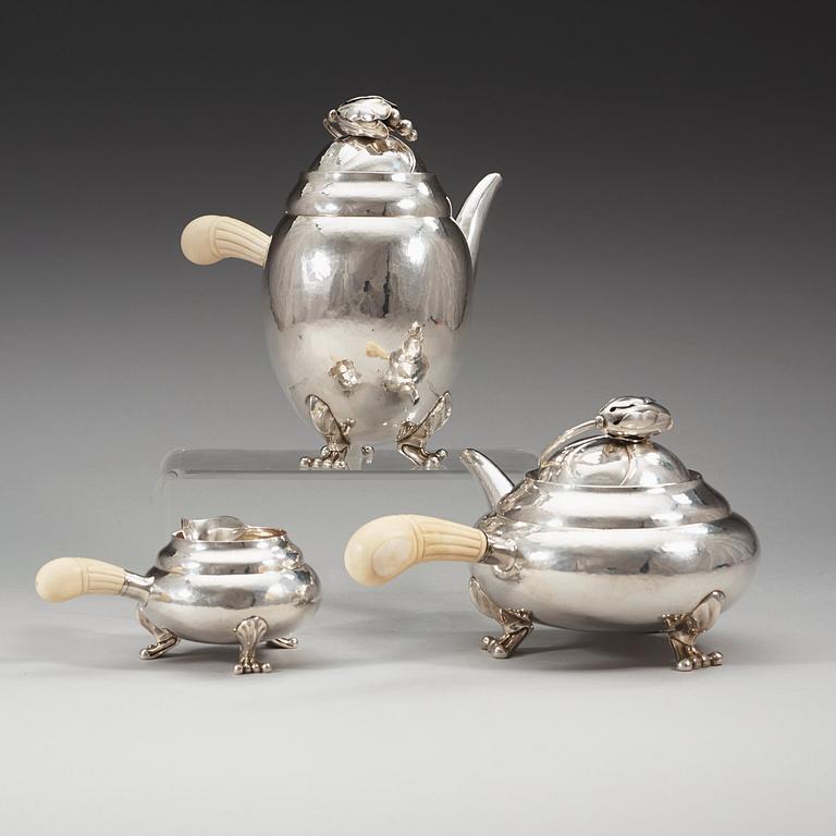 GEORG JENSEN, kaffe- och teservis, 3 delar "Magnolia/Blossom", Köpenhamn ca 1915-21,