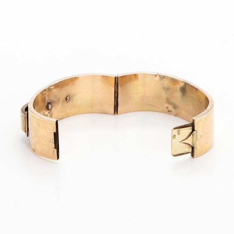 Armring, 14K (56) guld, St Petersburg.