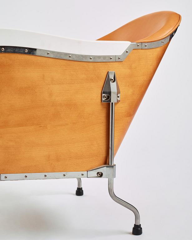 Mats Theselius, a "Birdland" easy chair, ed. 32/360, Källemo, Värnamo post 2009.