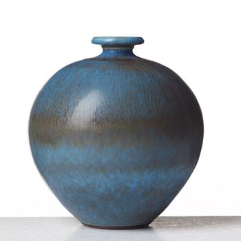 Berndt Friberg, a stoneware vase, Gustavsberg studio, Sweden 1973.