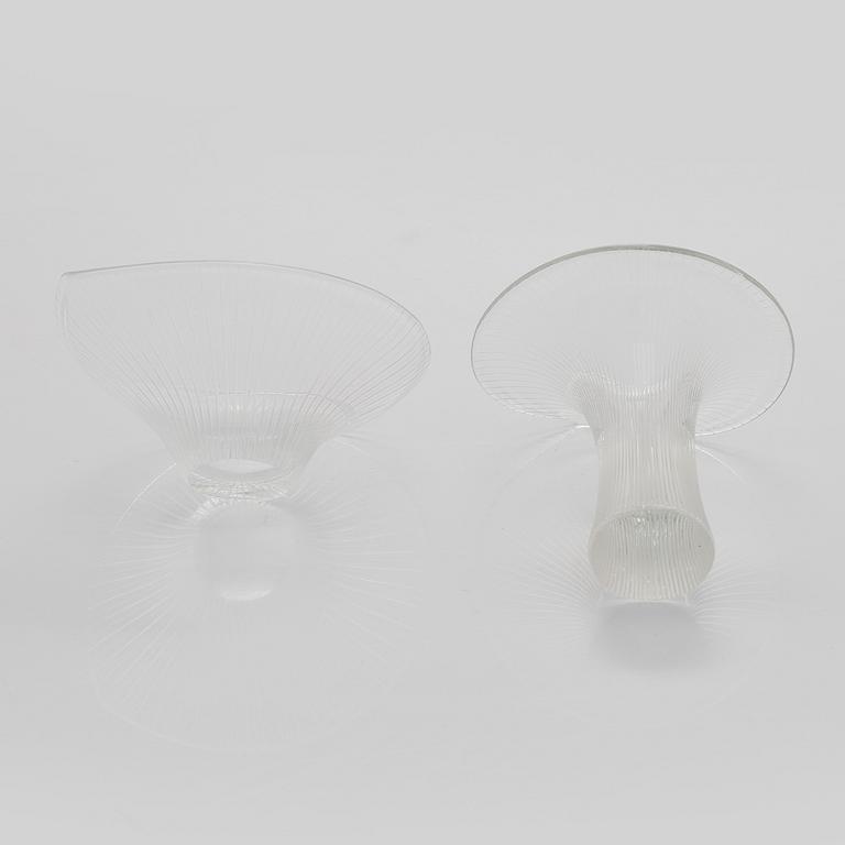 Tapio Wirkkala, a set of two artglas object, signed Tapio Wirkkala Iittala.