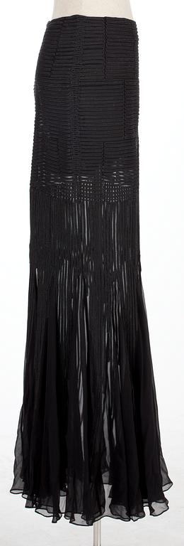 An Amanda Wakely long skirt, London.