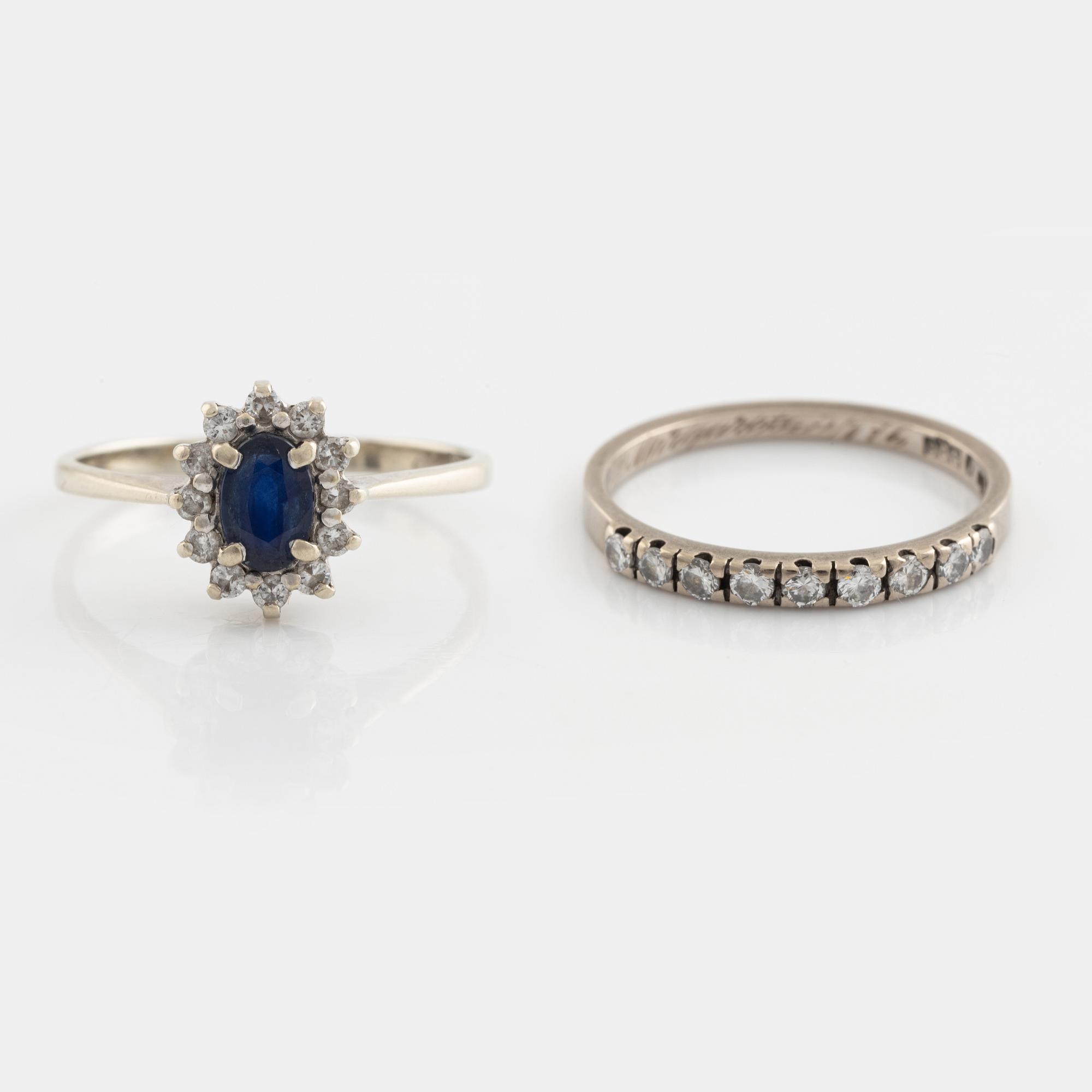 Ringar, 2 st, vitguld med små briljantslipade diamanter samt en med safir.