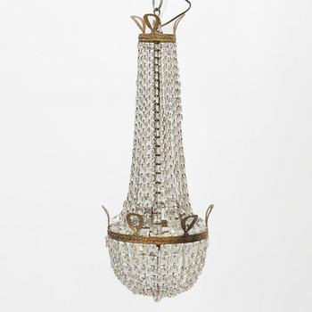 A chandelier, early 20th Century.