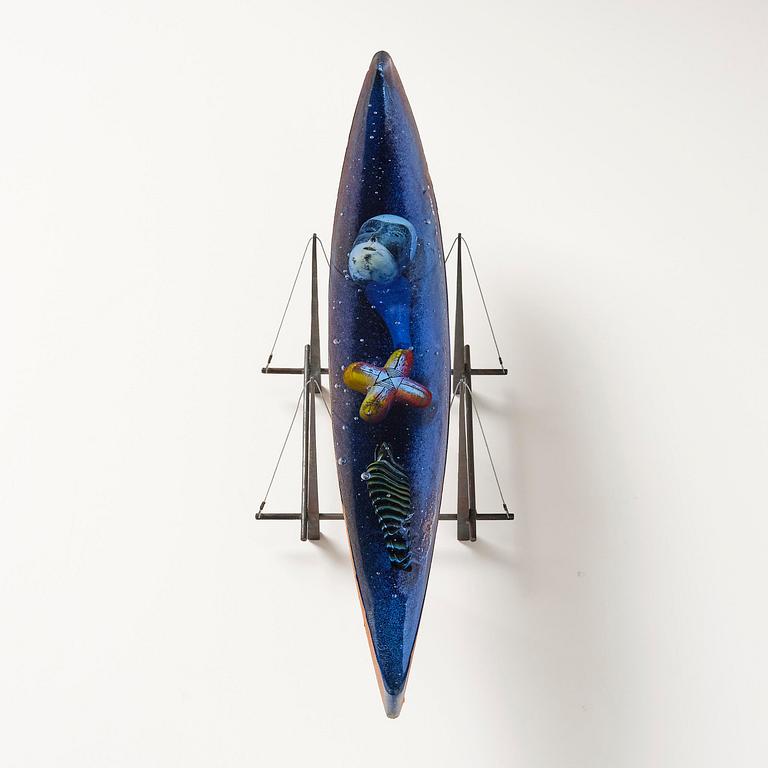 Bertil Vallien, a boat shaped sand cast glass sculpture,  Bullseye Glass Co., Portland, 1997.