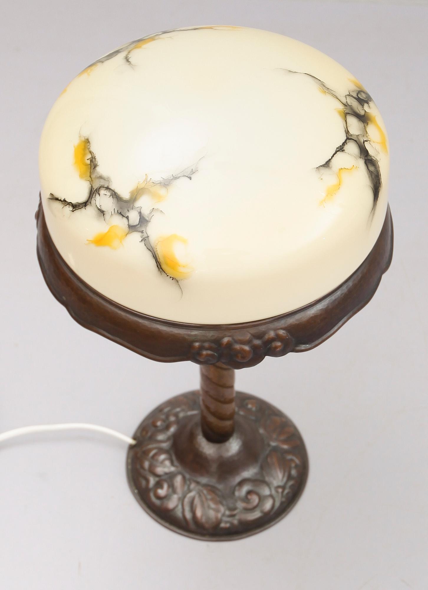 BORDSLAMPA, s k strindbergslampa, 1900-talets första hälft.