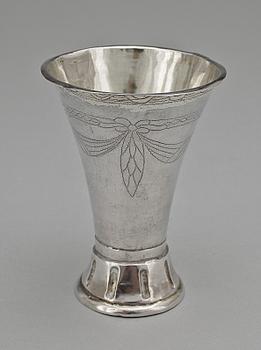 BÄGARE, silver, möjligen Lorentz Lindegren, Borås 1797. Vikt 70 gr.