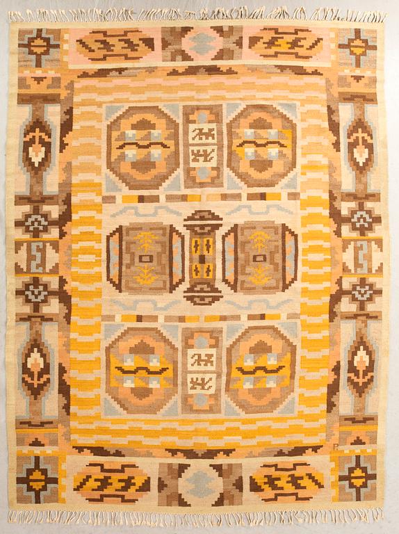 Matta rölakan 1930/40-tal  signerad, 380x255 cm.