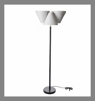 ALVAR AALTO, FLOOR LAMP, A 809. Alvar Aalto, stamped Valaistustyö.