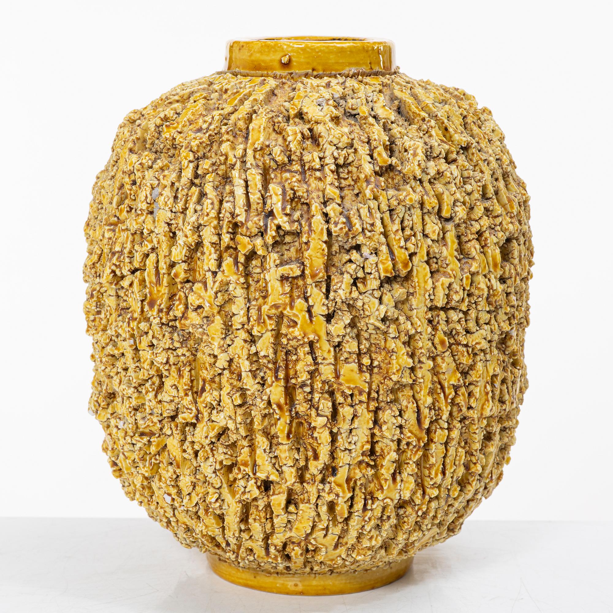 Gunnar Nylund, a stoneware vase, Rörstrand.