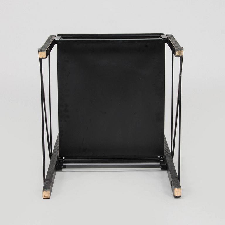 Yrjö Kukkapuro, tuoli, "Nelonen", Avarte, 1980-luku.