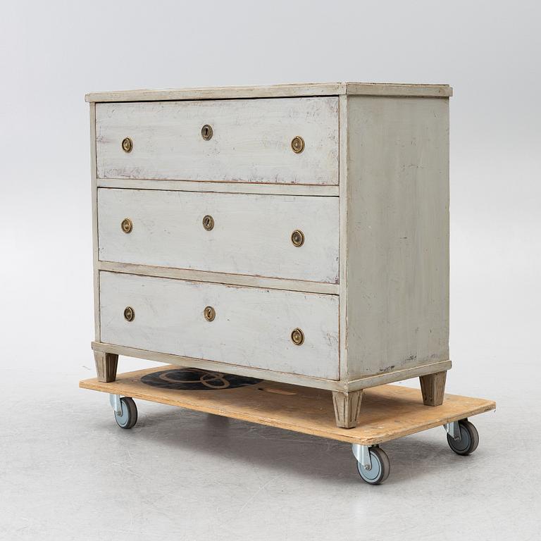 Chest of drawers, 19th century.