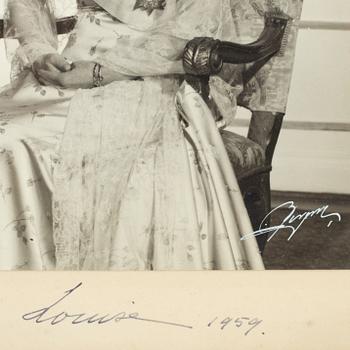 A PAIR OF ROYAL PHOTOGRAPHS WITH AUTOGRAPHS, signead and dated 1959.