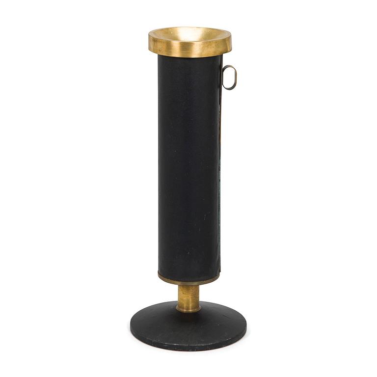 Alvar Aalto, an early 1970s ashtray for Valaistustyö.