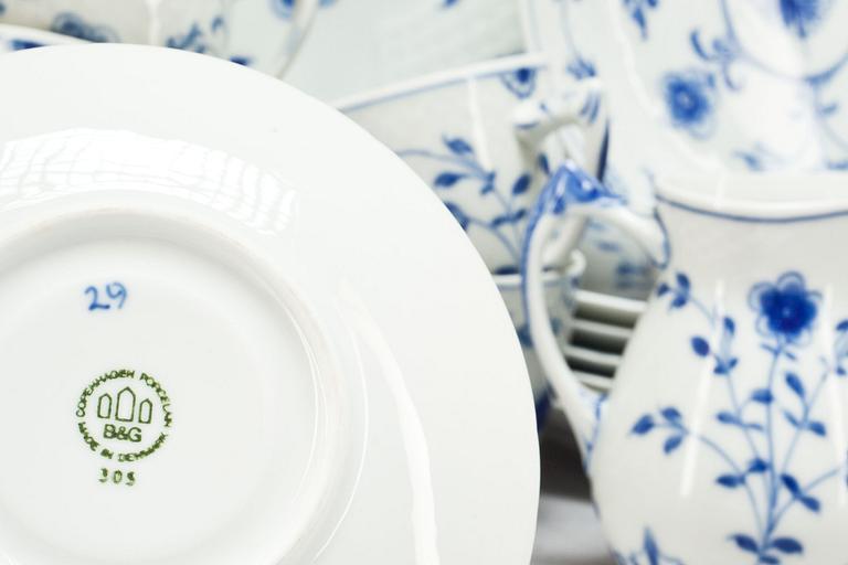 KAFFESERVIS, 16 delar, porslin "Sommerfugl", Bing o Gröndahl.