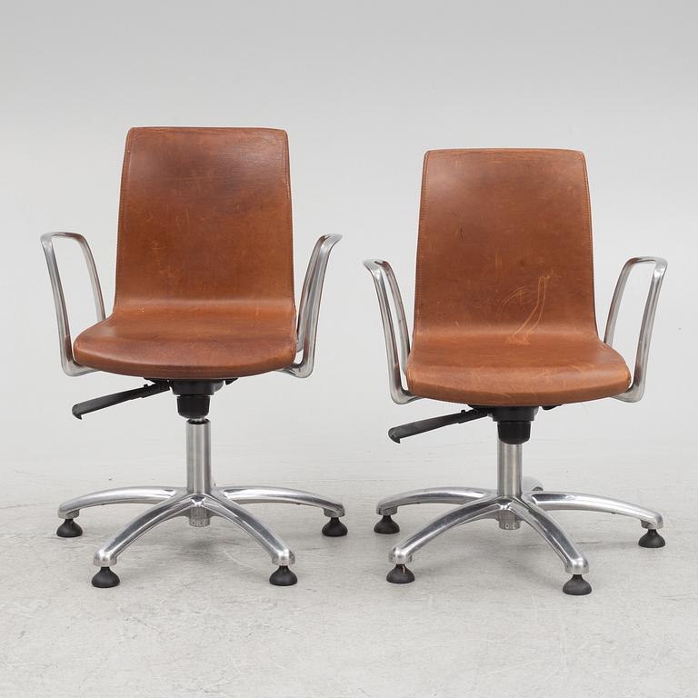 Jorge Pensi, a pair of "Gorka" swivel chairs, Aksaba, Spain.