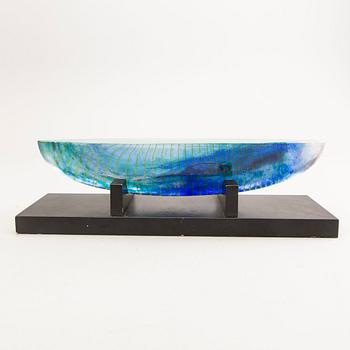 Bertil Vallien, a signed and numbered glass sculpture.