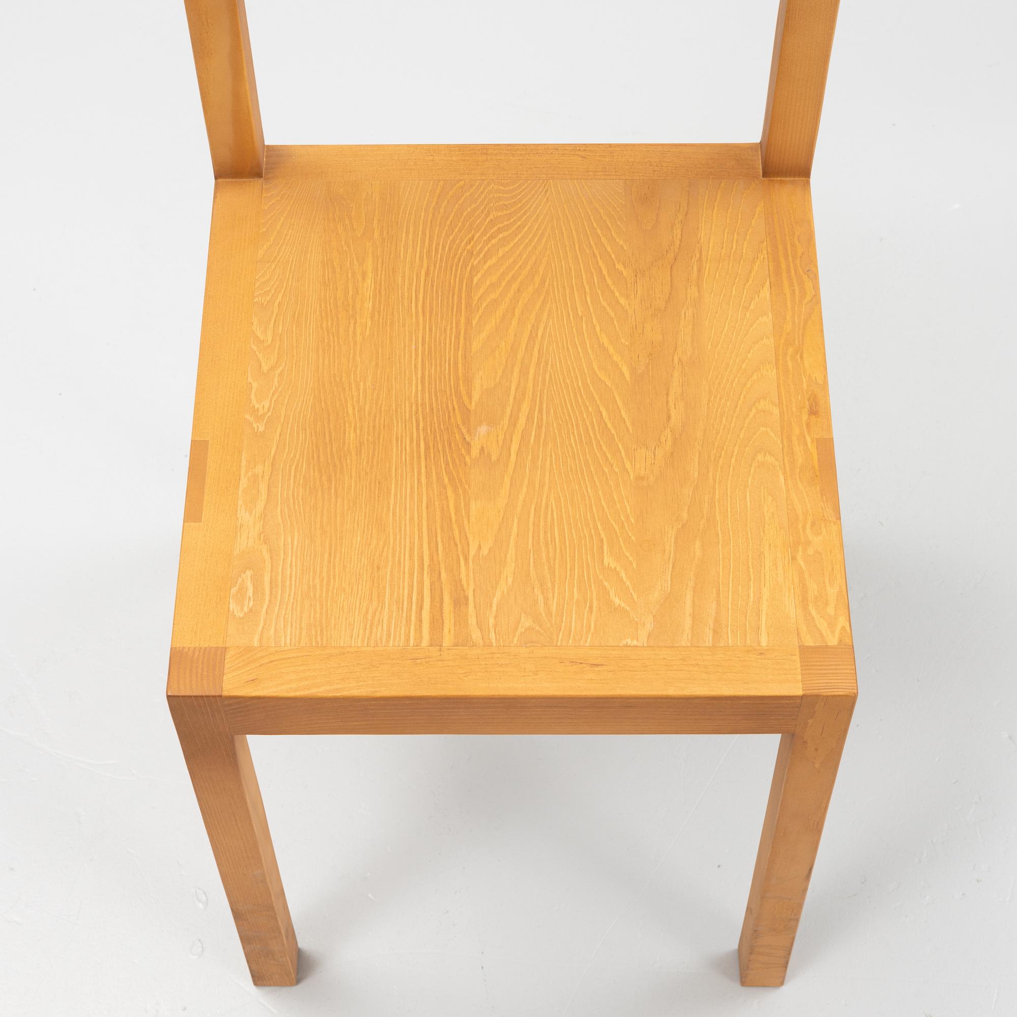 Frederik Gustav, "Bracket Chair", 1 st., Frama, Köpenhamn, Danmark 2023.