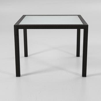Trädgårdsbord, Dedon, 2000-tal.