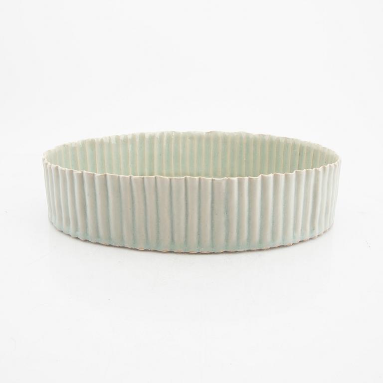 Signe Persson-Melin, a glazed stoneware bowl handsigned and dated 07.