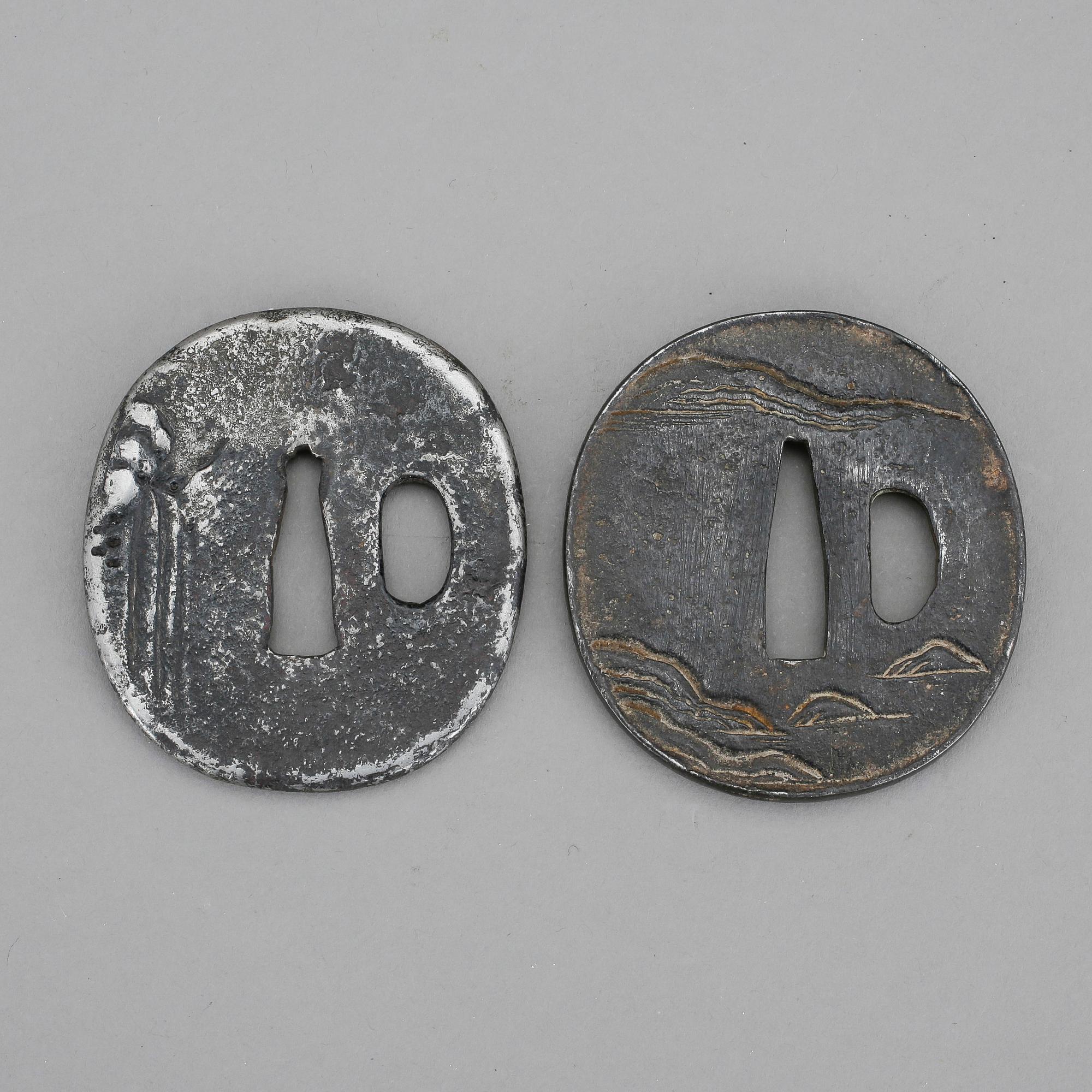 TSUBA, 2 stycken, Japan, 1700/1800-tal.