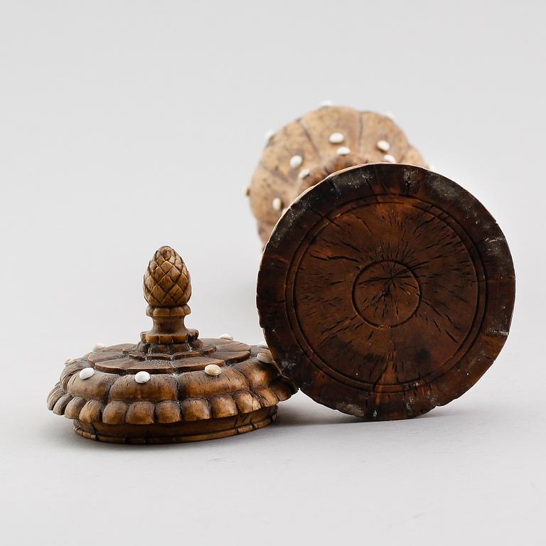 LOCKPOKAL, masurbjörk, 1700-tal.