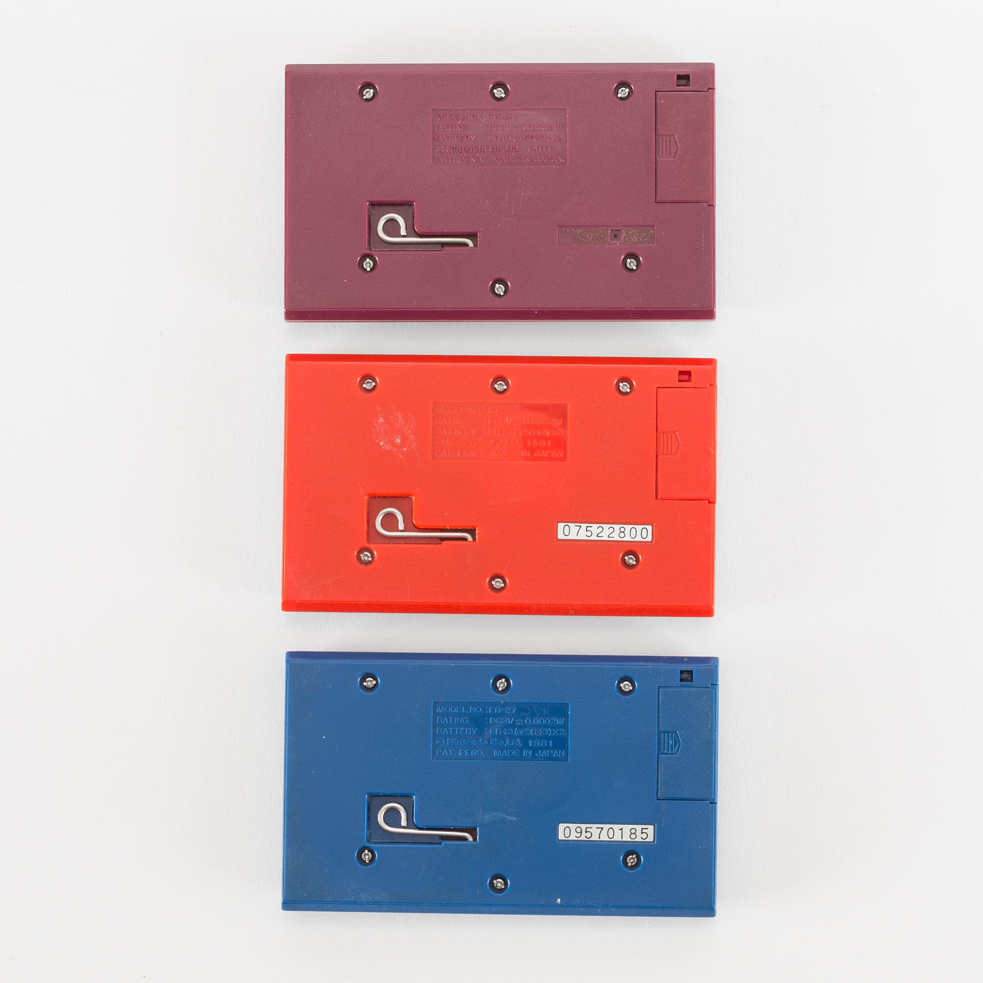 GAME & WATCH, "Fire", "Chef" samt "Mickey Mouse" i förpackningar, Nintendo, 1981.