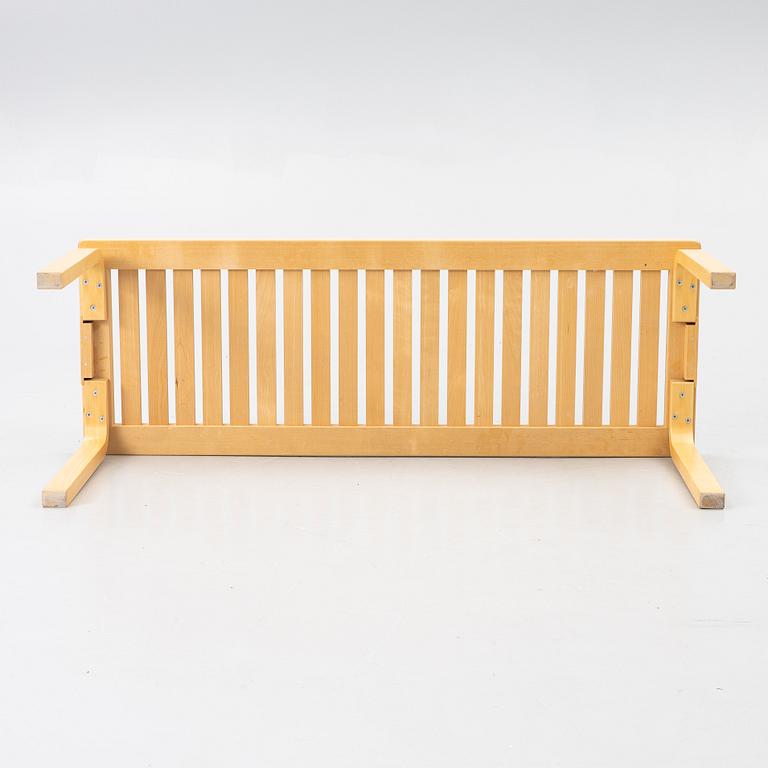 Alvar Aalto, bänk, modell 153A, Artek, Finland,
