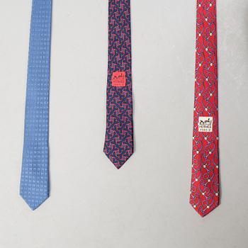 HERMÈS, ties, 3 pieces.