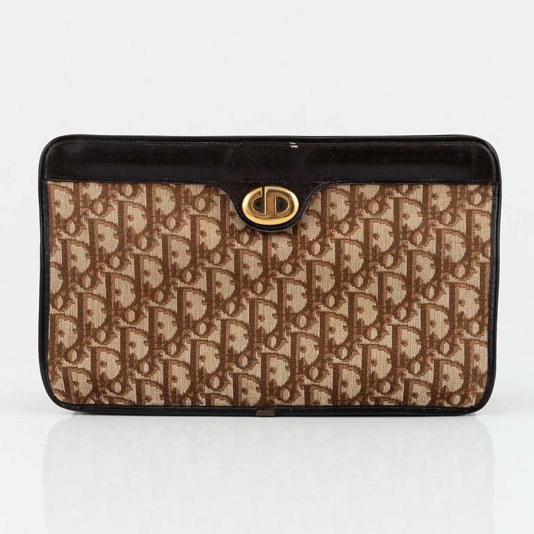 Christian Dior, clutch, portmonnä, nyckelhållare och scarf.