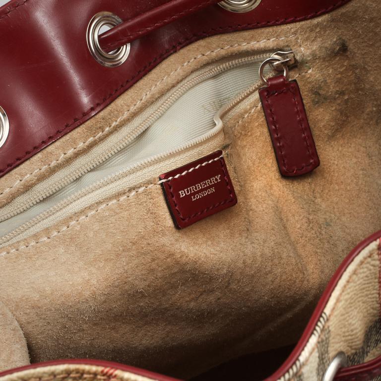 VÄSKA, Burberry.
