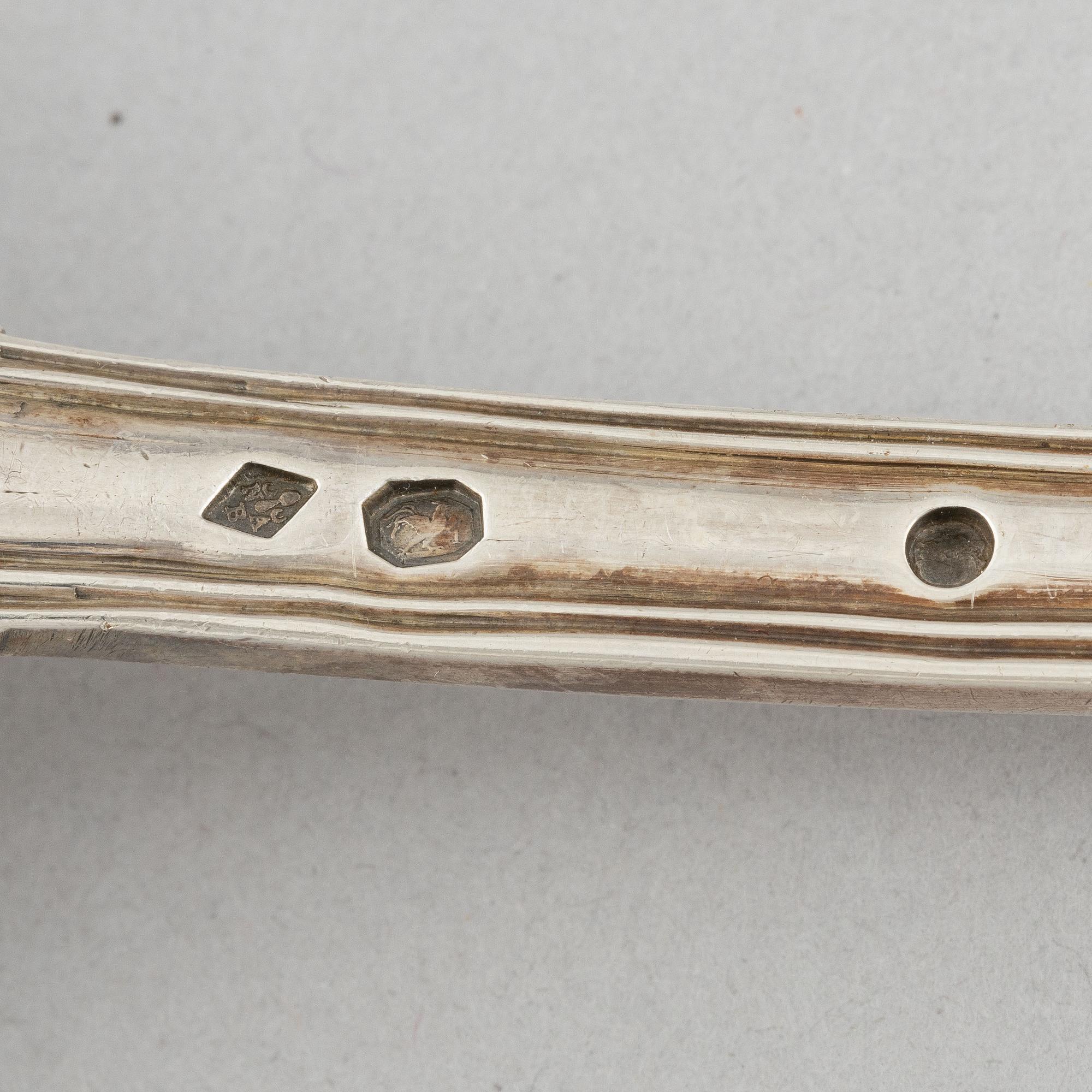 A pair of French silver serving spoons, Paris 1809-19.