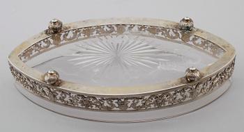 JARDINIERE, silver, CG Hallberg, Stockholm 1907. Vikt ca 196 gram.