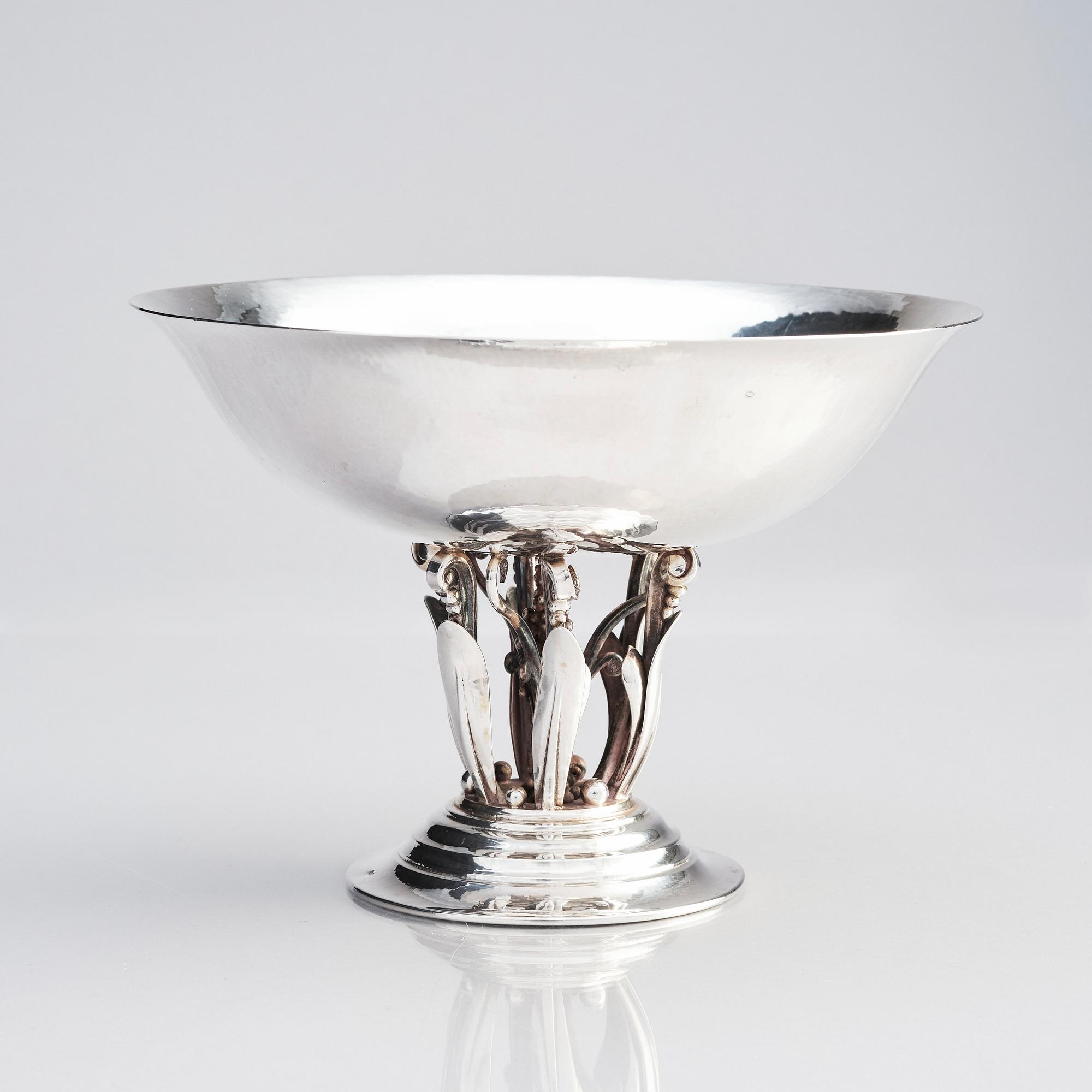 Johan Rohde, skål, Firma Georg Jensen, Köpenhamn 1915-1919, 830/100 silver, design nr 171.