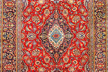 A Najafabad carpet, c. 300 x 195 cm.