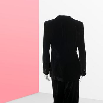 LADIES TUXEDO, Armani. Size 44.