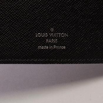 AGENDA,"Medium Ring Agenda Cover", Louis Vuitton.