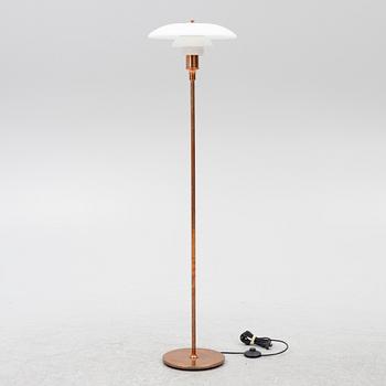 Poul Henningsen, golvlampa, "PH3½-2½.", Louis Poulsen, Danmark, 2000-tal.