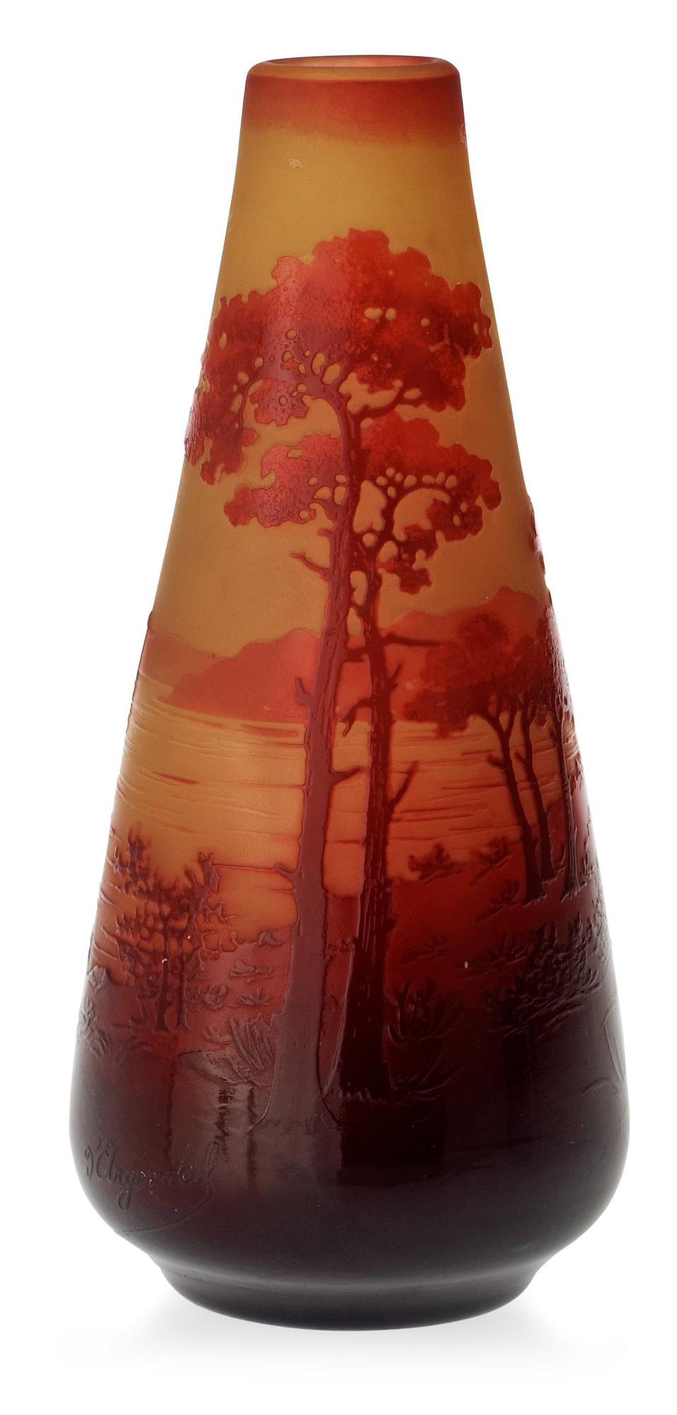 A d'Argental Art Nouveau cameo glass vase, France, early 20th century.
