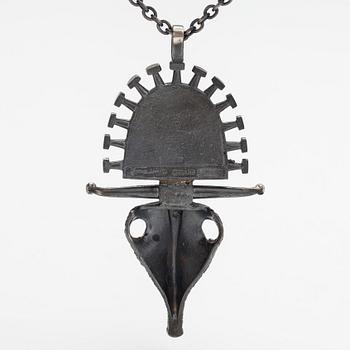 Jorma Laine, A silver necklace "Ox head". Turun Hopea, Turku.