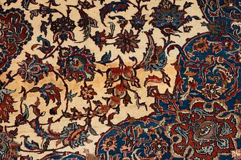 A carpet, semi-antique Esfahan, ca 375 x 252 cm.