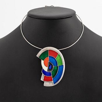 Sonia Delaunay, hängsmycke, silver med emalj, Frankrike 1985.