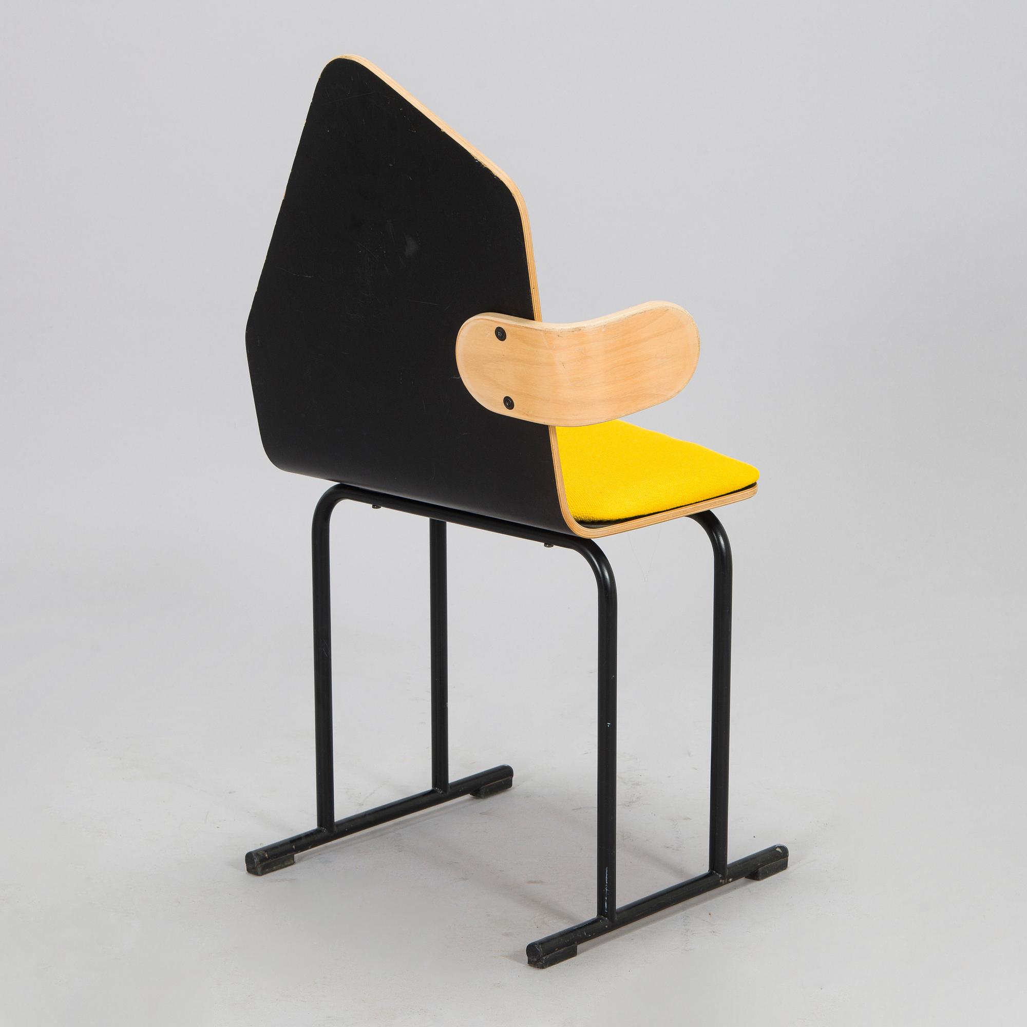 Yrjö Kukkapuro, tuoli, "Vino", Avarte 1980-luku, signeerattu Yrjö Kukkapuro -83.