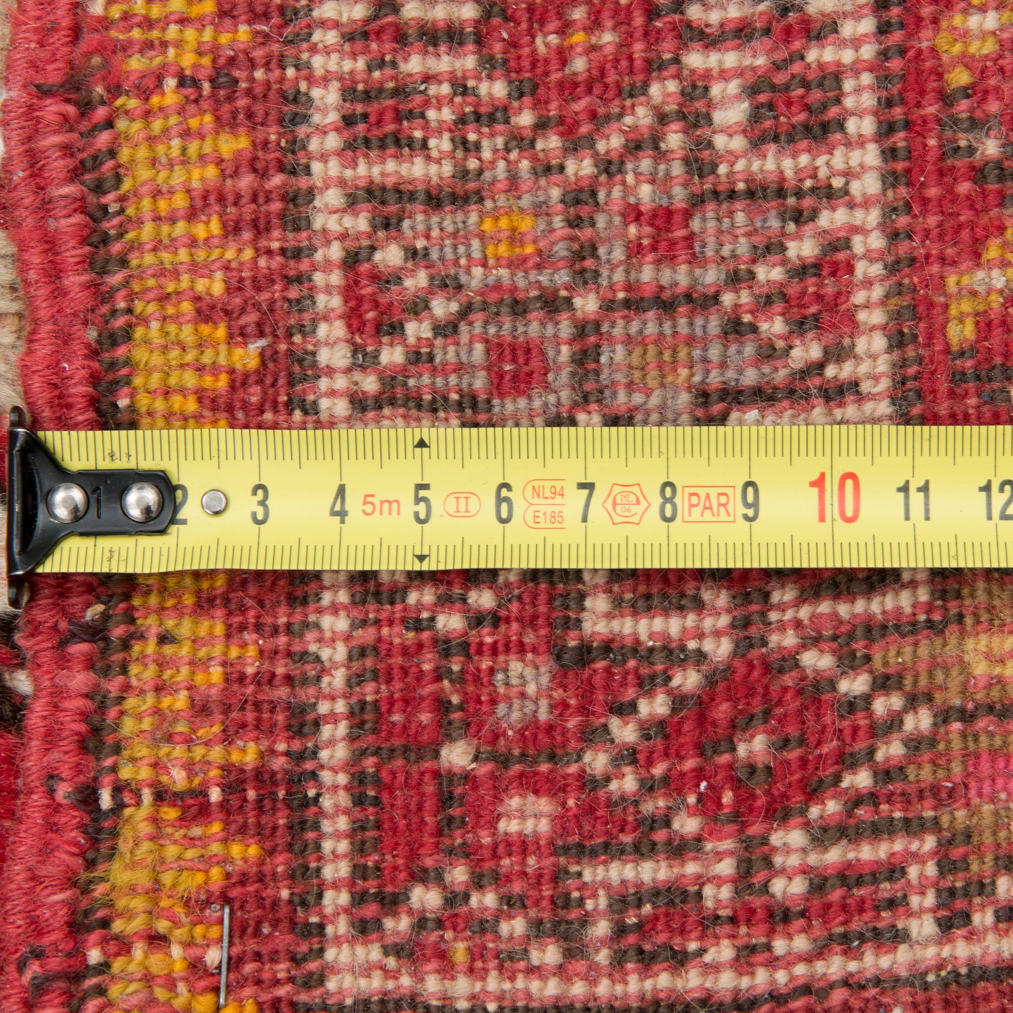 Matto, turkkilainen, 1900-luvun enismmäinen puoli, 161x106 cm.