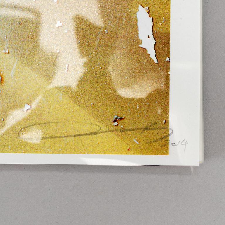 Daisuke Yokota, photobook limited edition signed.