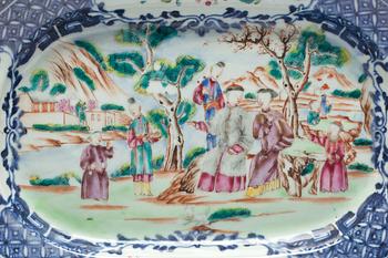 STEKFAT, ett par, porslin. Kina, Qianlong(1736-1795).