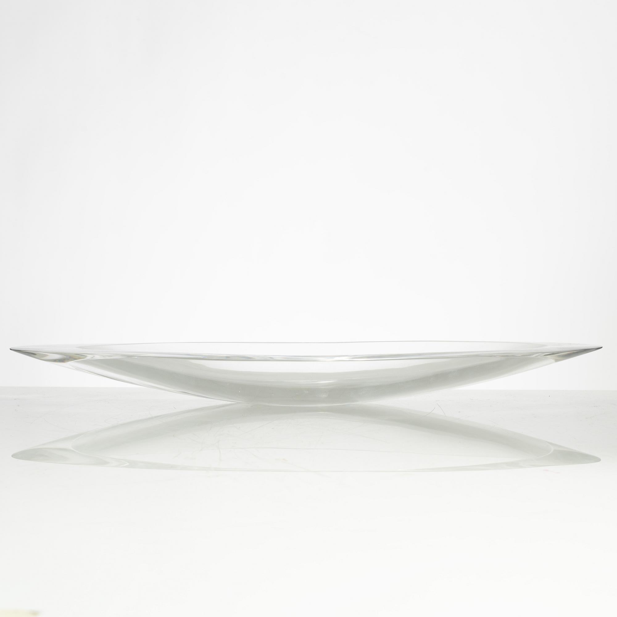 Aimo Okkolin, a glass dish, Riihimäen lasi Oy, Finland 1950s.
