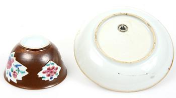 TEKANNA samt TEKOPP, porslin, Kina, 1700-tal.
