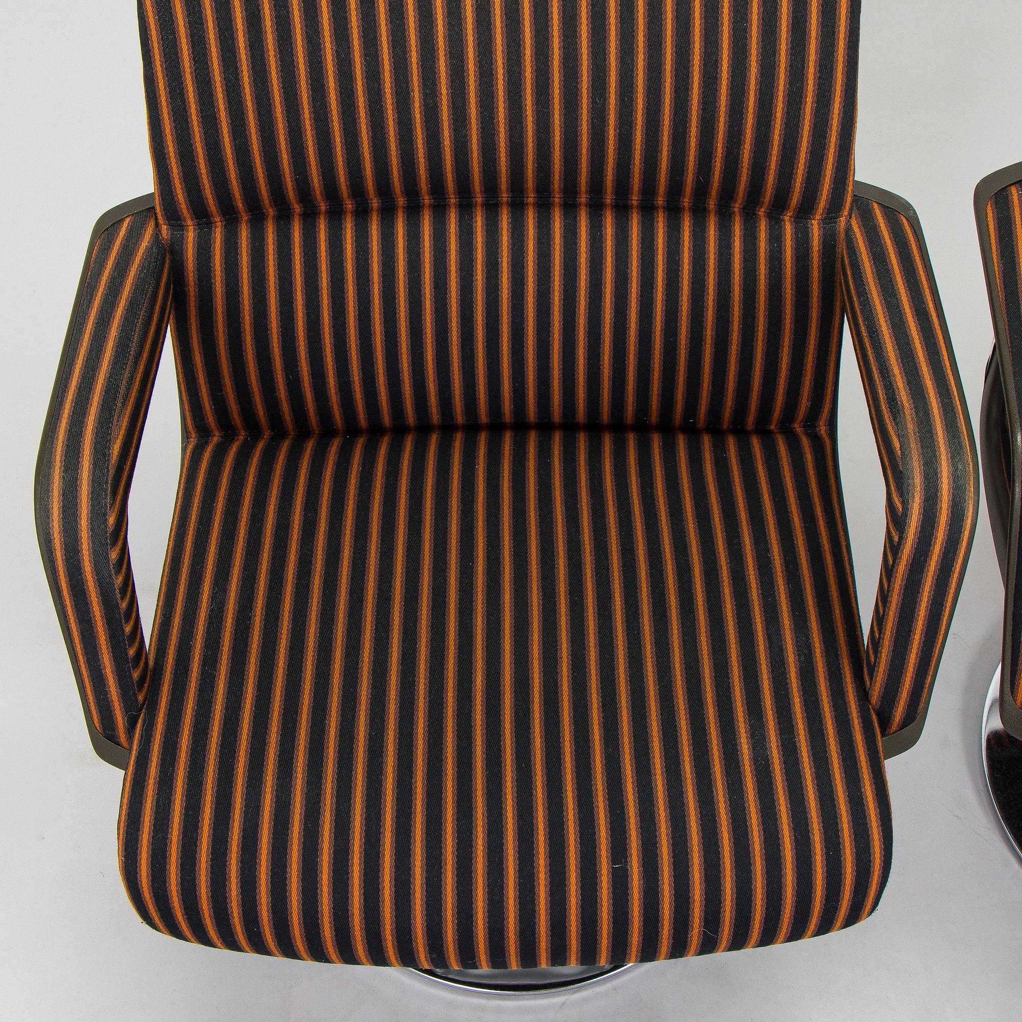 Eero Aarnio, tuoleja, 3 kpl, Martela Ltd Finland, 1975.